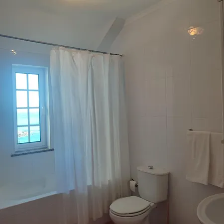 דירה Local Balcony